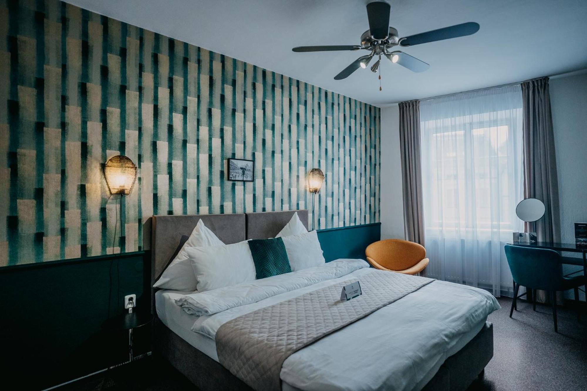 House Hotel Hradec Kralove Exterior photo